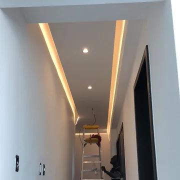 IMAGEN: trabajo 1 de 13 — plafón de tablaroca terminado con luz empotrada