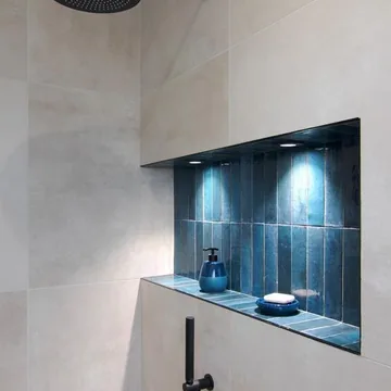 IMAGEN: trabajo 6 de 13 — nicho en la pared del baño con tablero Anti-Moho